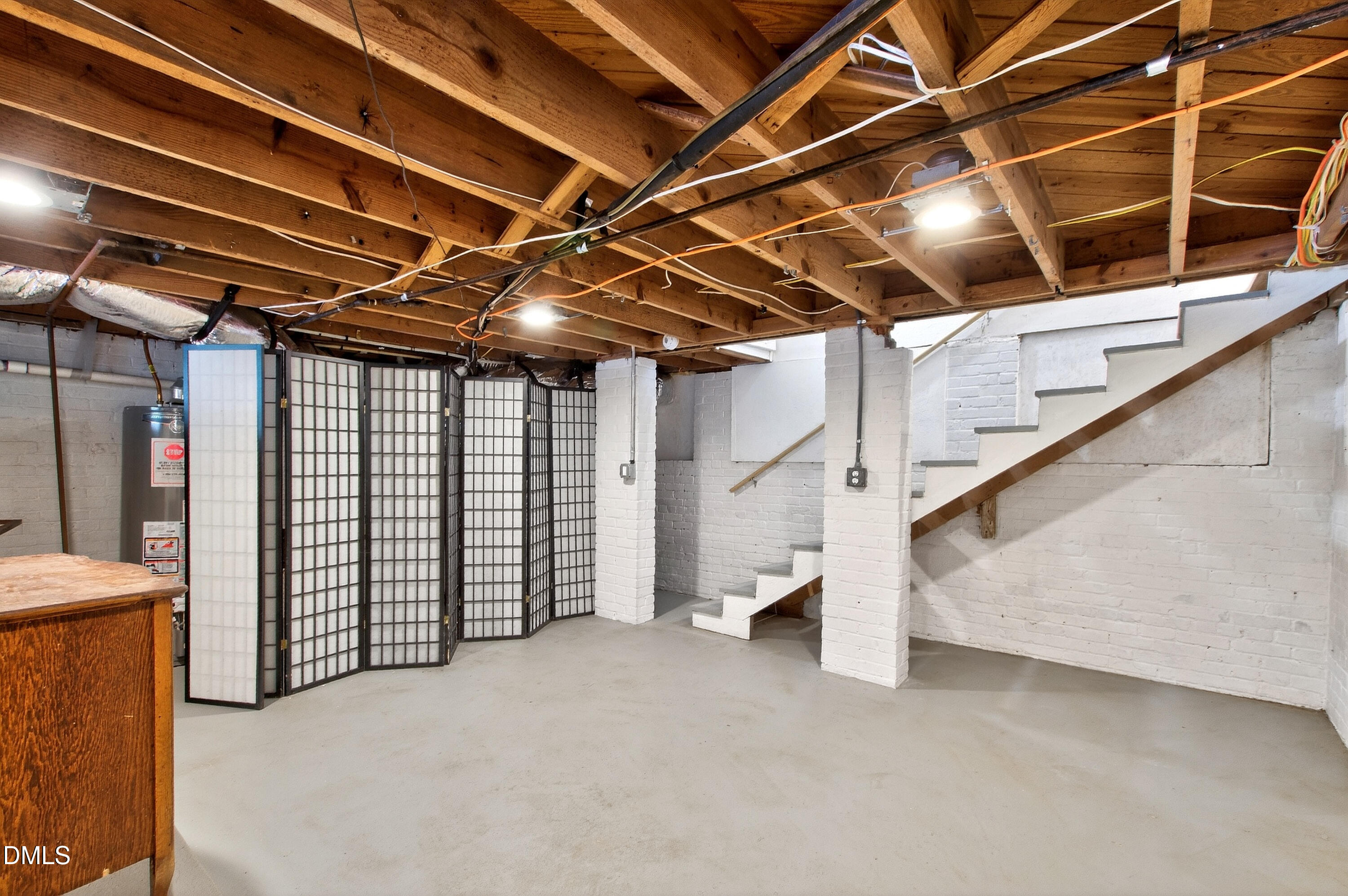 2622 Wells Avenue Raleigh, NC 27608 - Photo 53 of 65 a view of an empty room with white walls
