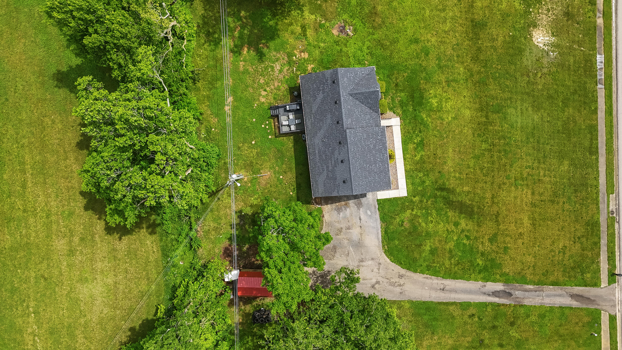 305 Ridgeview Drive Berea, KY 40403 - Photo 23 of 26 34_photo may 09 2024, 11 53 37 am (1)