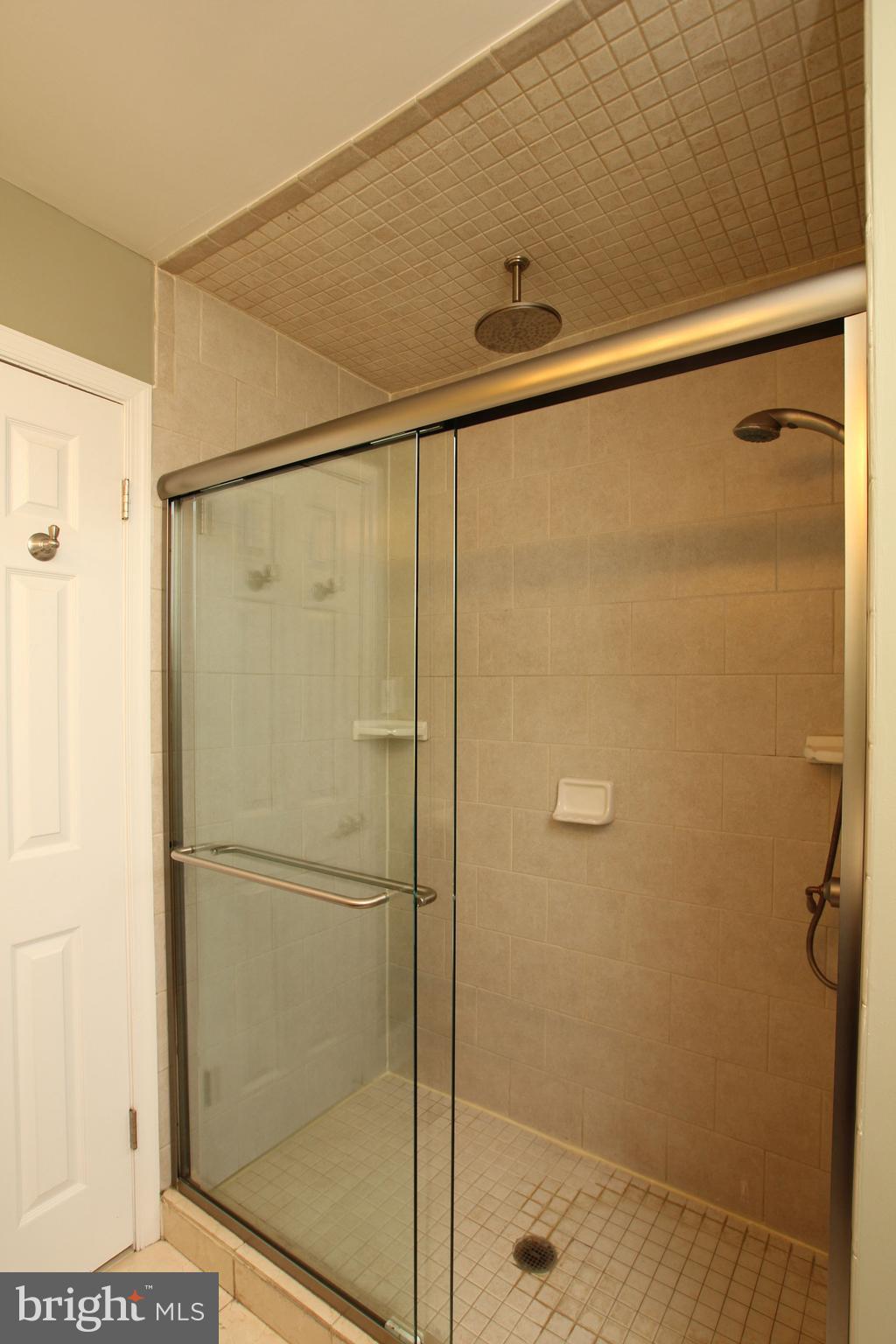 2032 Arch Street, Unit B Philadelphia, PA 19103 - Photo 16 of 25