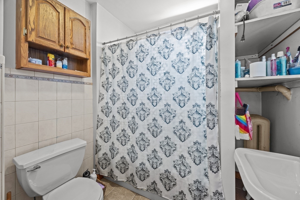 69 Bonner Street Chicopee, MA 01013 - Photo 10 of 16 Gallery Image 10