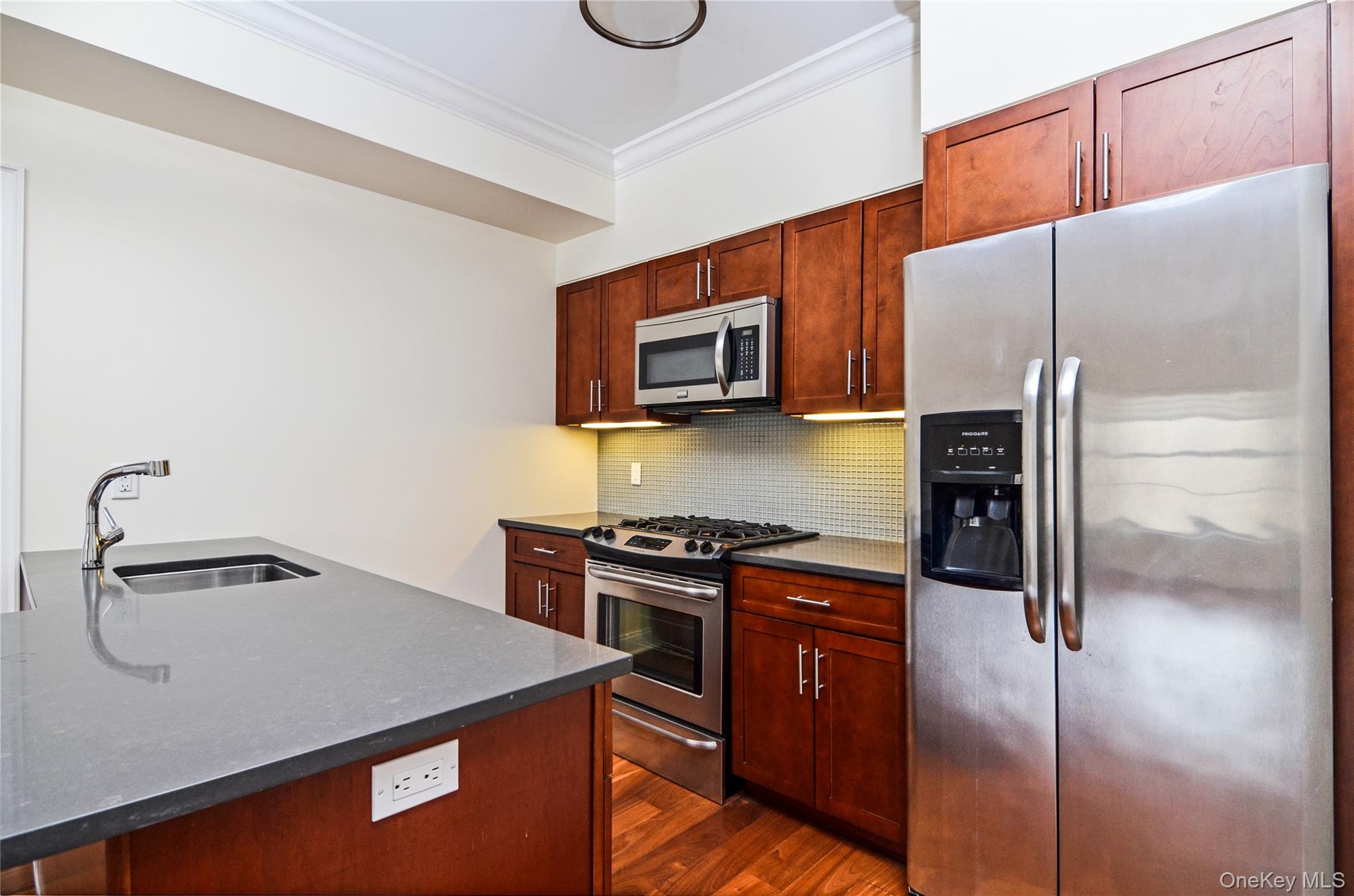 30 Elm Place, Unit 2A Rye, NY 10580 - Photo 6 of 12