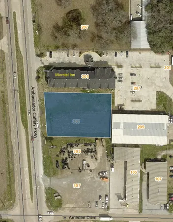 $194,620 | 303 Ambassador Caffery Parkway, Scott, LA 70583