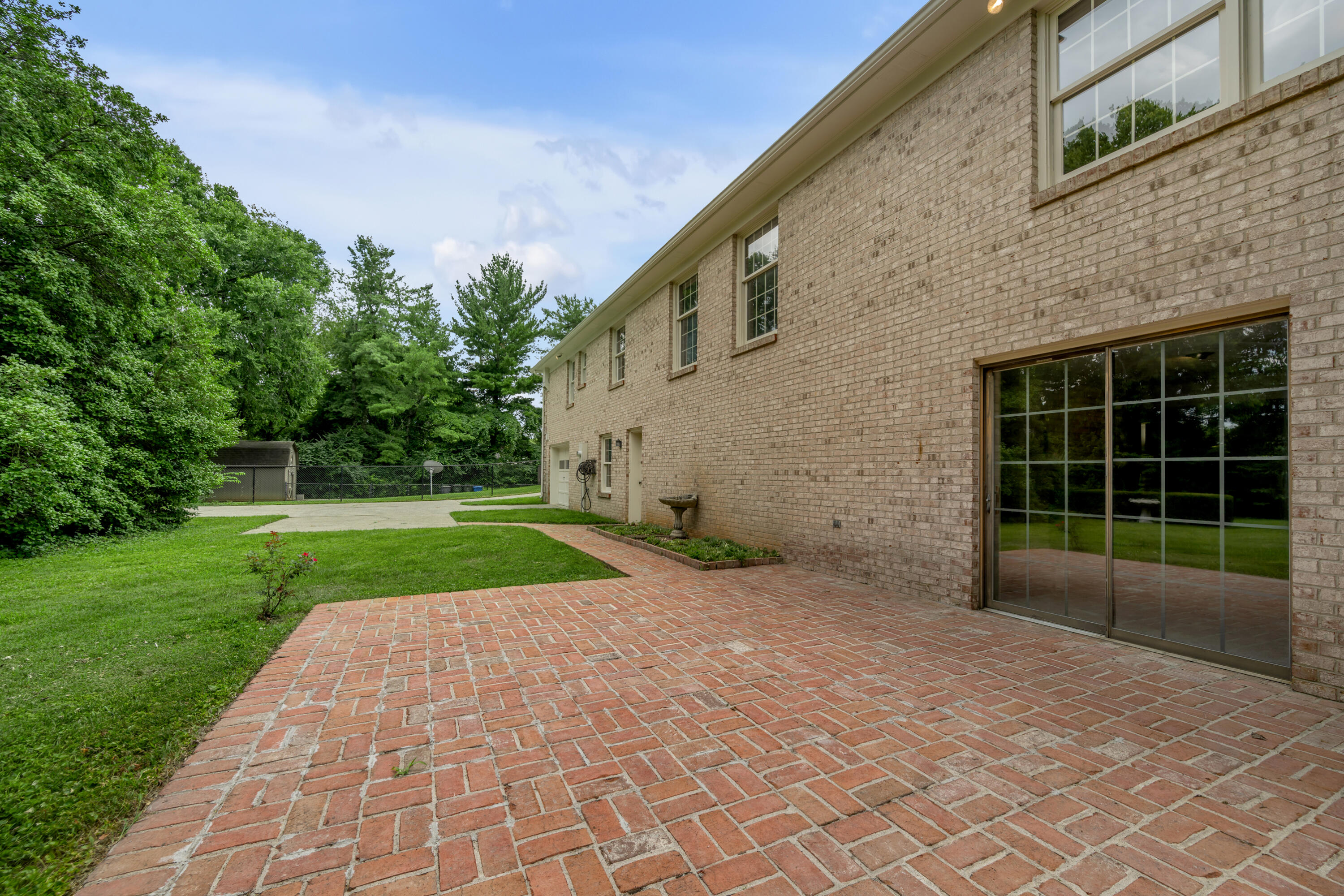 924 Chinoe Road Lexington, KY 40502 - Photo 62 of 70 Rear Elevation