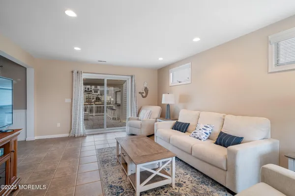 $2,500 | 60 Mary Alice Road, Manahawkin, NJ 08050