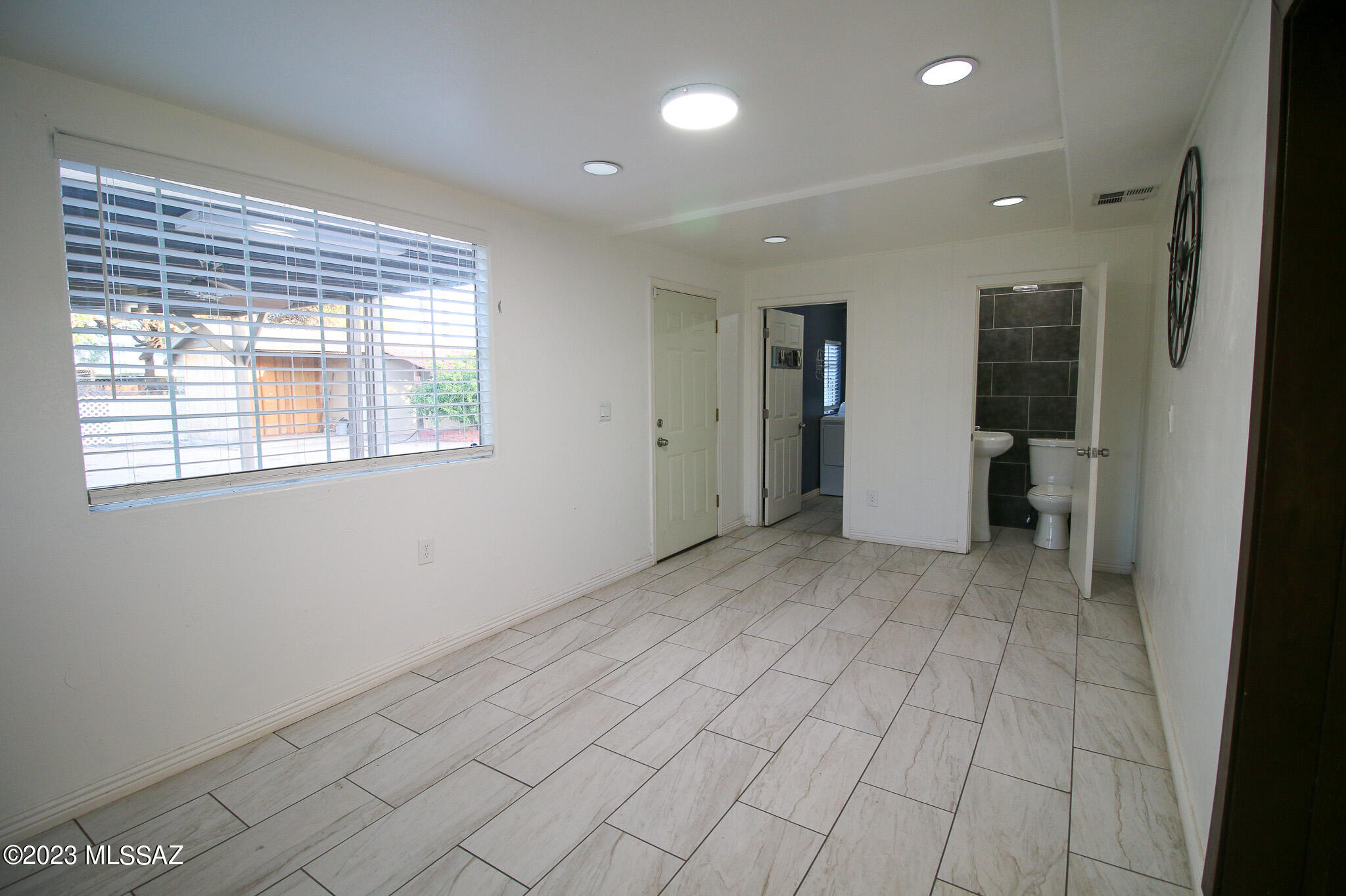 3633 South Mission Road Tucson, AZ 85713 - Photo 5 of 20