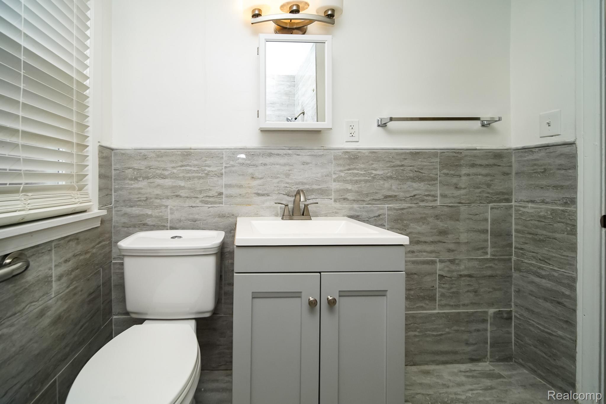 18951 Santa Rosa Drive Detroit, MI 48221 - Photo 39 of 75 DDS02026.jpg
