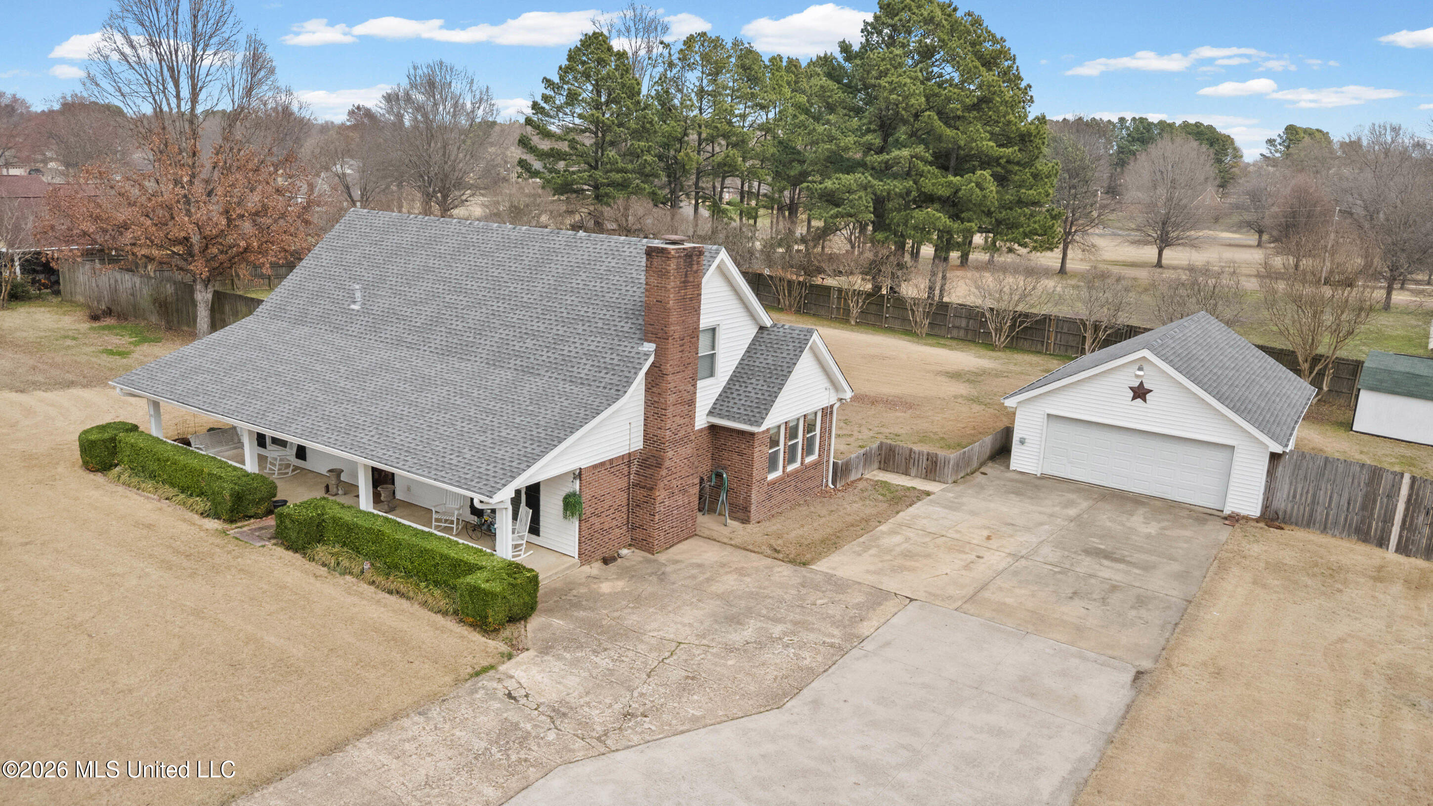 8140 Oakleaf Circle Olive Branch, MS 38654 - Photo 32 of 35 33_dji_0039_print