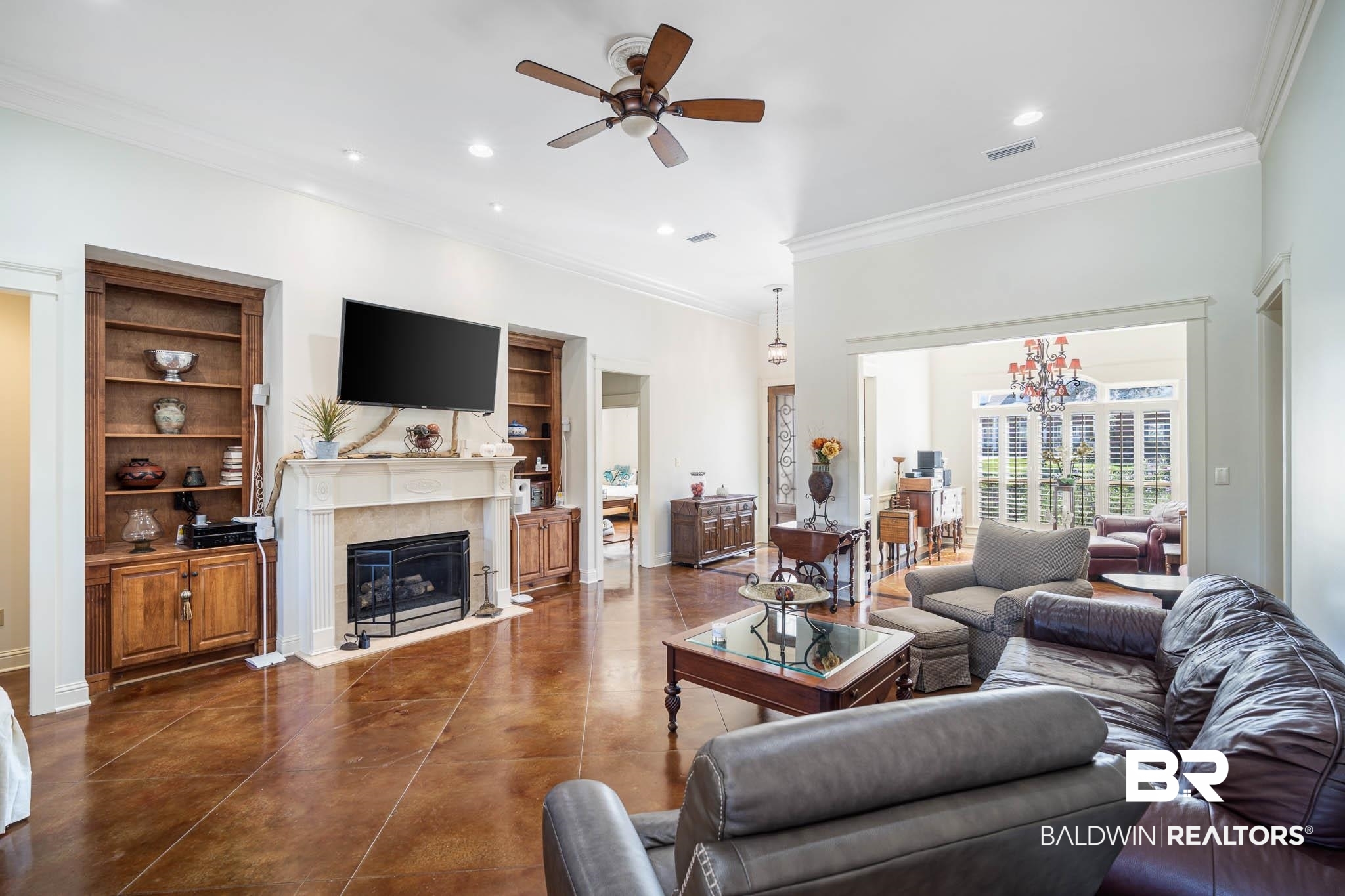 24121 Trowbridge Court Daphne, AL 36526 - Photo 3 of 46 Living Room