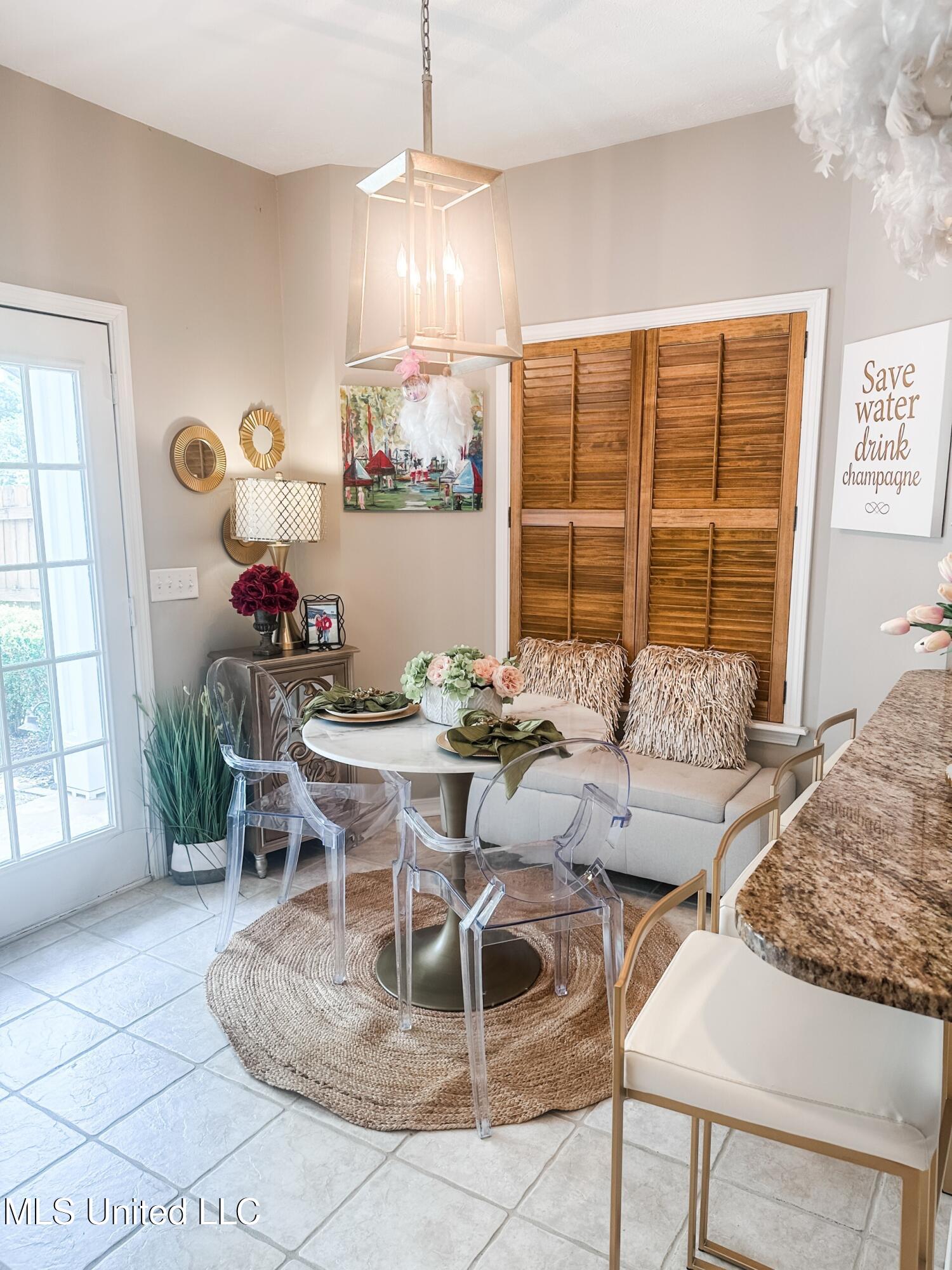 1024 Victoria Square Madison, MS 39110 - Photo 10 of 27 Dinette