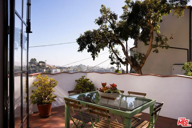 $2,799,000 | 2890 Durand Drive, Los Angeles, CA 90068