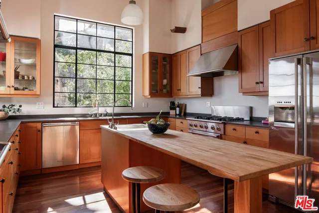 $2,799,000 | 2890 Durand Drive, Los Angeles, CA 90068