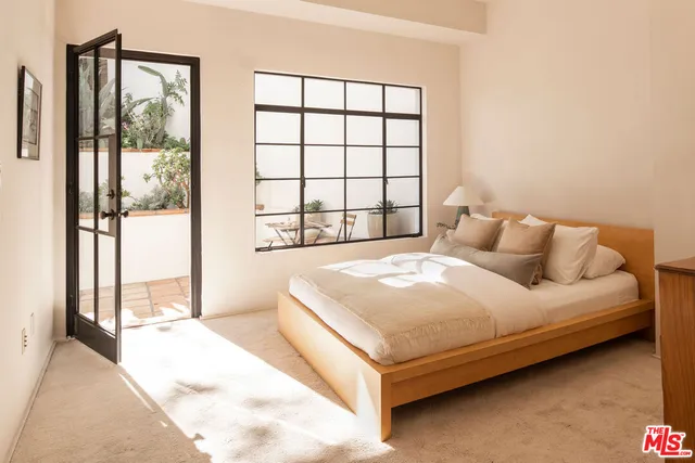 $2,799,000 | 2890 Durand Drive, Los Angeles, CA 90068