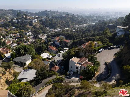 $2,799,000 | 2890 Durand Drive, Los Angeles, CA 90068