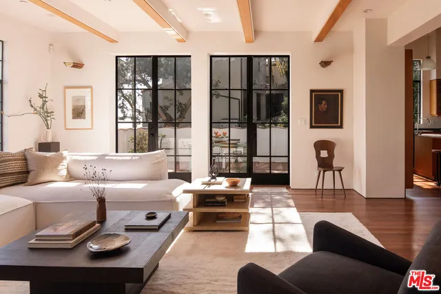 $2,799,000 | 2890 Durand Drive, Los Angeles, CA 90068