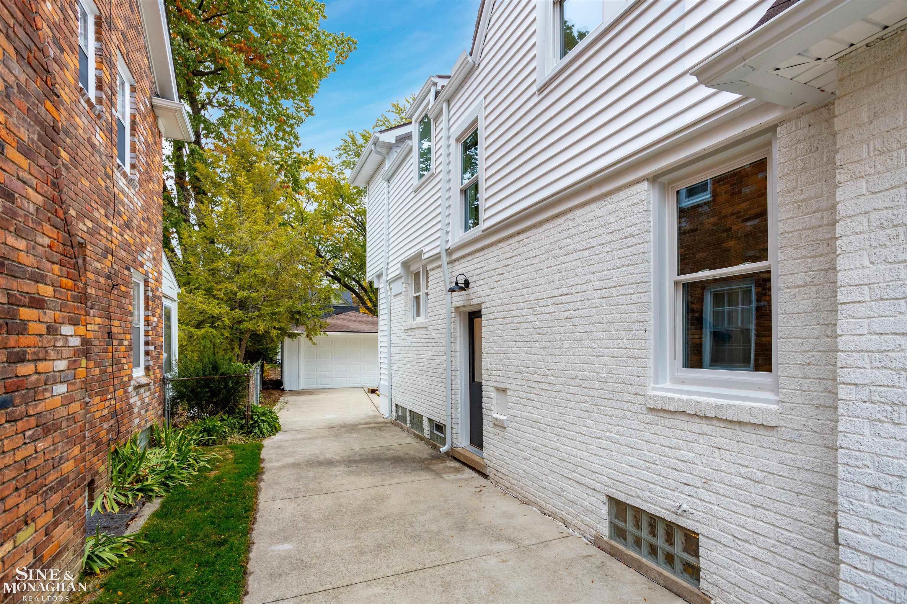 636 Washington Road Grosse Pointe, MI 48230 - Photo 34 of 36