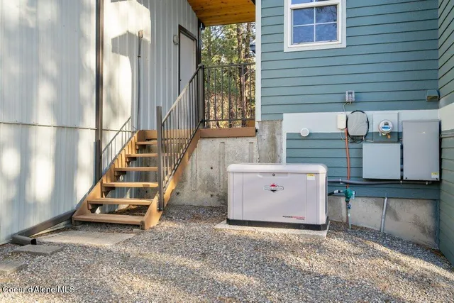 $875,000 | 101 Greggs Road, Newport, WA 99156