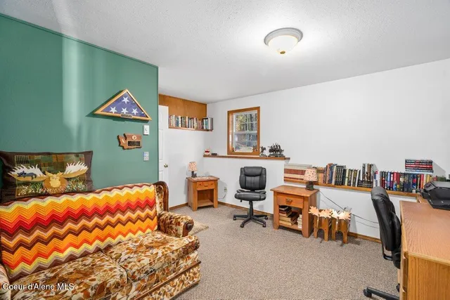 $875,000 | 101 Greggs Road, Newport, WA 99156