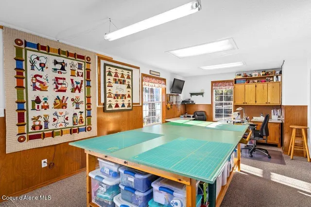 $875,000 | 101 Greggs Road, Newport, WA 99156