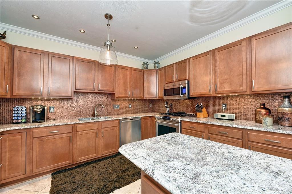 2388 Hilltop Road Presto, PA 15142 - Photo 11 of 25 Gallery Image 11