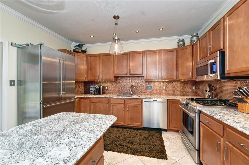 2388 Hilltop Road Presto, PA 15142 - Photo 13 of 25 Gallery Image 13