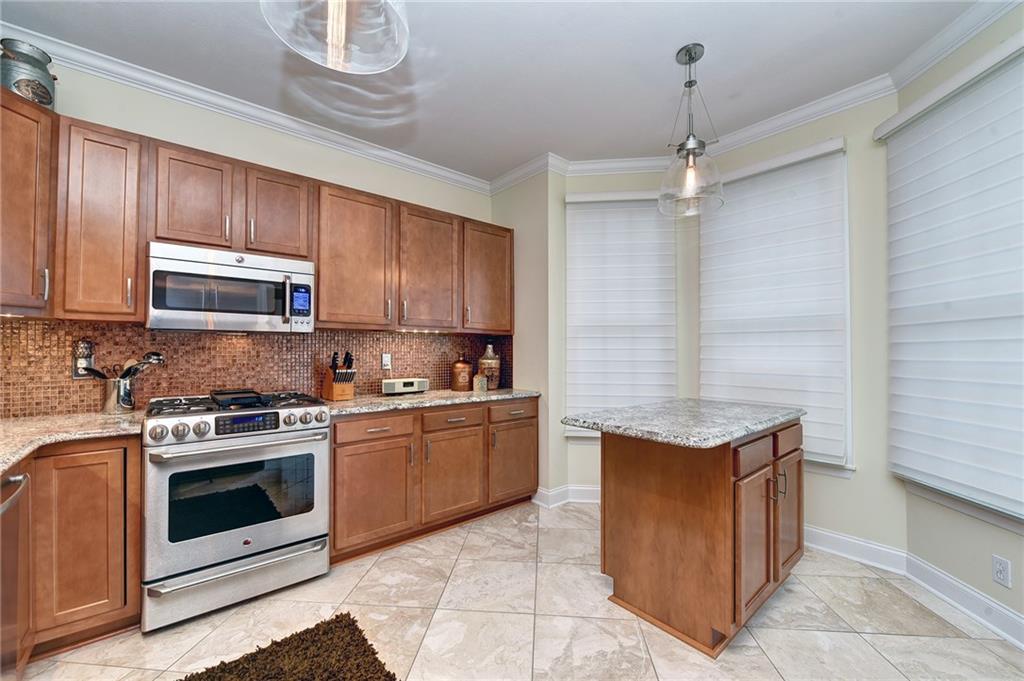 2388 Hilltop Road Presto, PA 15142 - Photo 14 of 25 Gallery Image 14