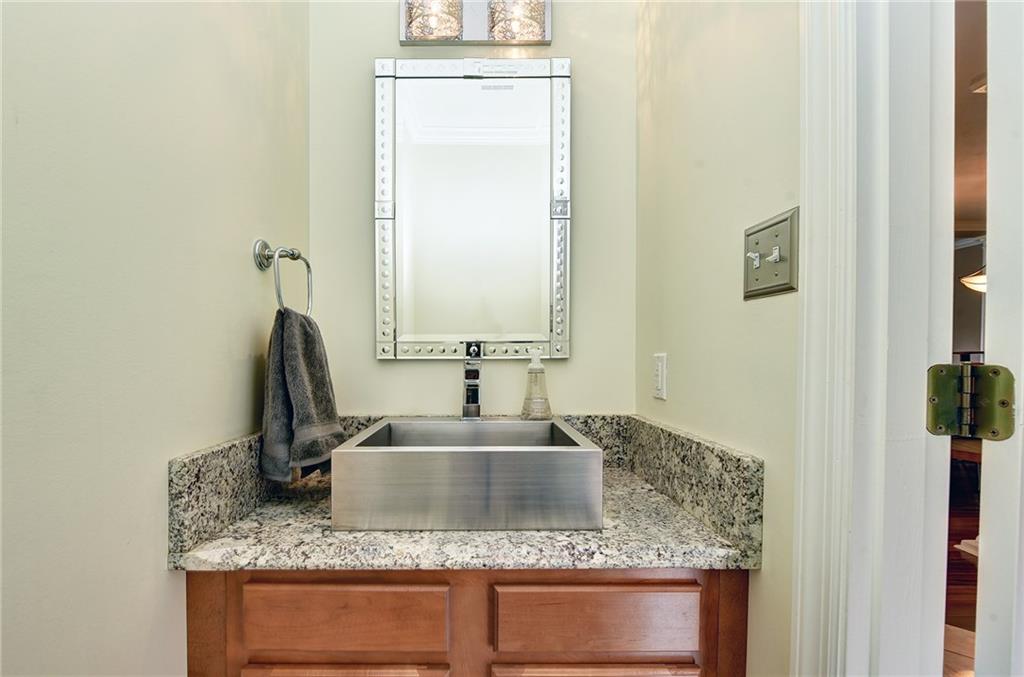 2388 Hilltop Road Presto, PA 15142 - Photo 15 of 25 Gallery Image 15