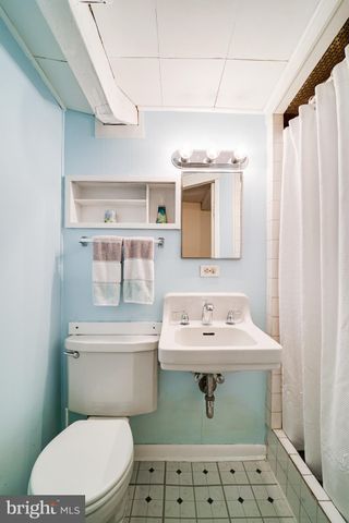 $985,000 | 3411 Halcyon Drive, Alexandria, VA 22305