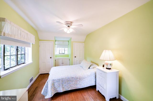 $985,000 | 3411 Halcyon Drive, Alexandria, VA 22305