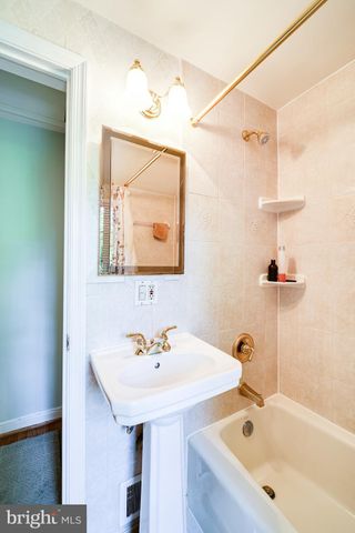 $985,000 | 3411 Halcyon Drive, Alexandria, VA 22305