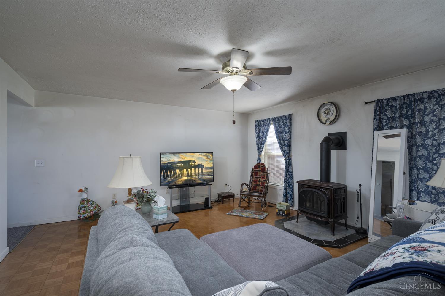 12493 Jamison Road Leesburg, OH 45135 - Photo 8 of 28 Gallery Image 8