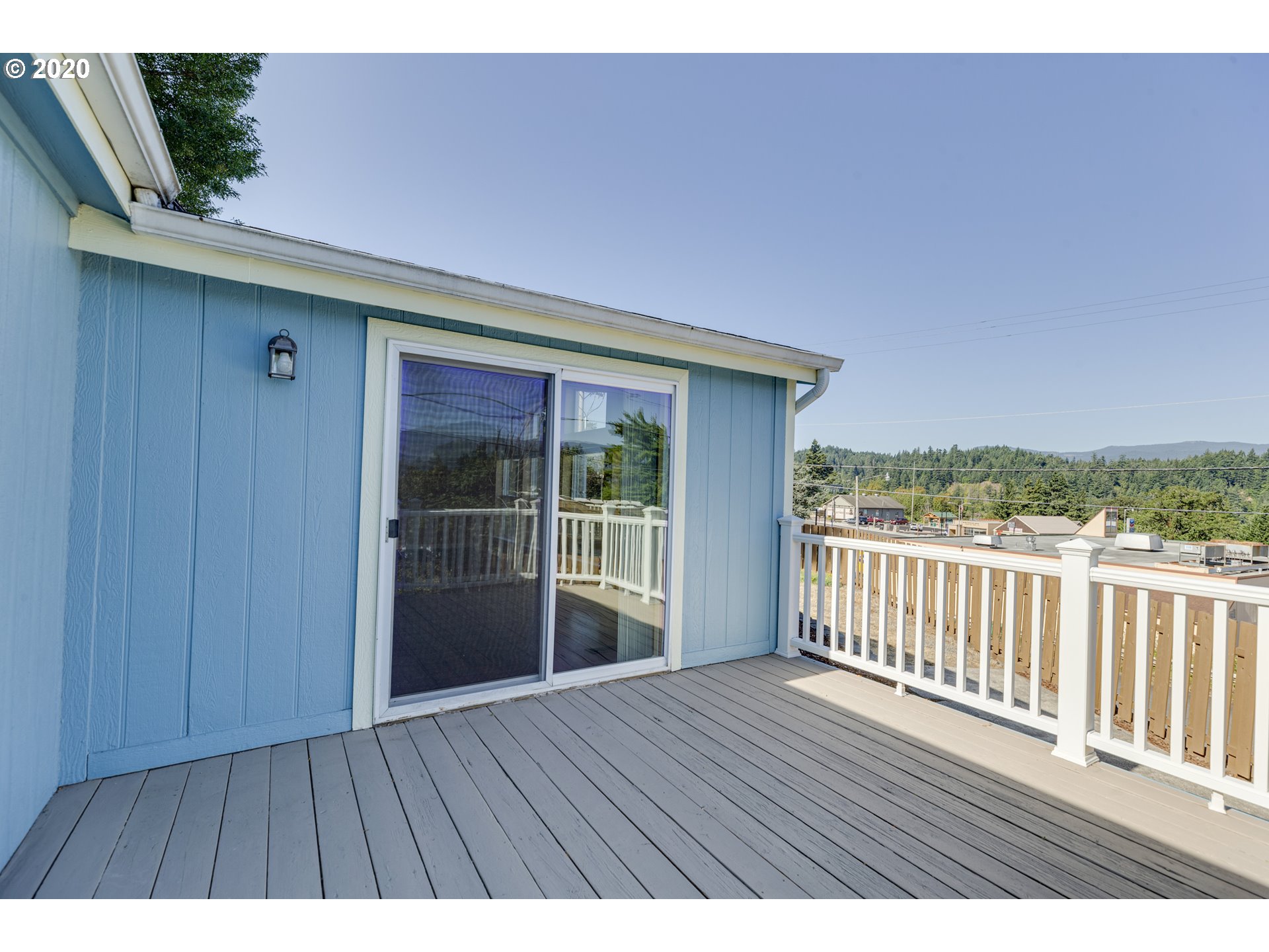 101 Tahoma Street Cascade Locks, OR 97014 - Photo 14 of 31