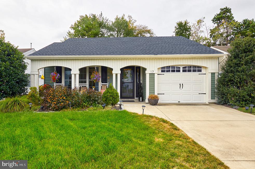 17 Stratford Road Southampton, NJ 08088 - Photo 3 of 43 Gallery Image 3