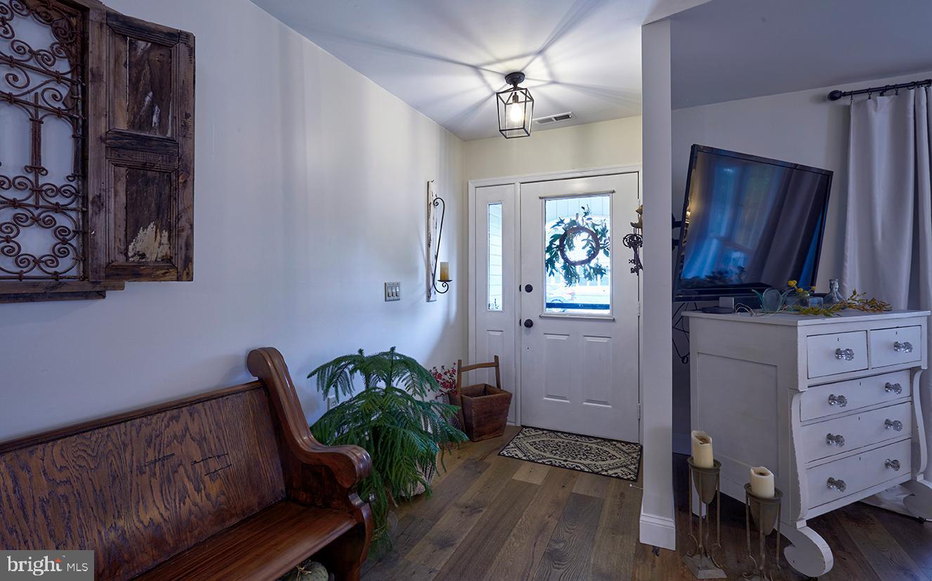 17 Stratford Road Southampton, NJ 08088 - Photo 8 of 43 Gallery Image 8