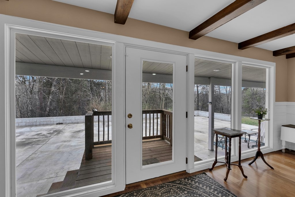 2165 Ben Mason Road Cookeville, TN 38506 - Photo 10 of 52 a view of a balcony