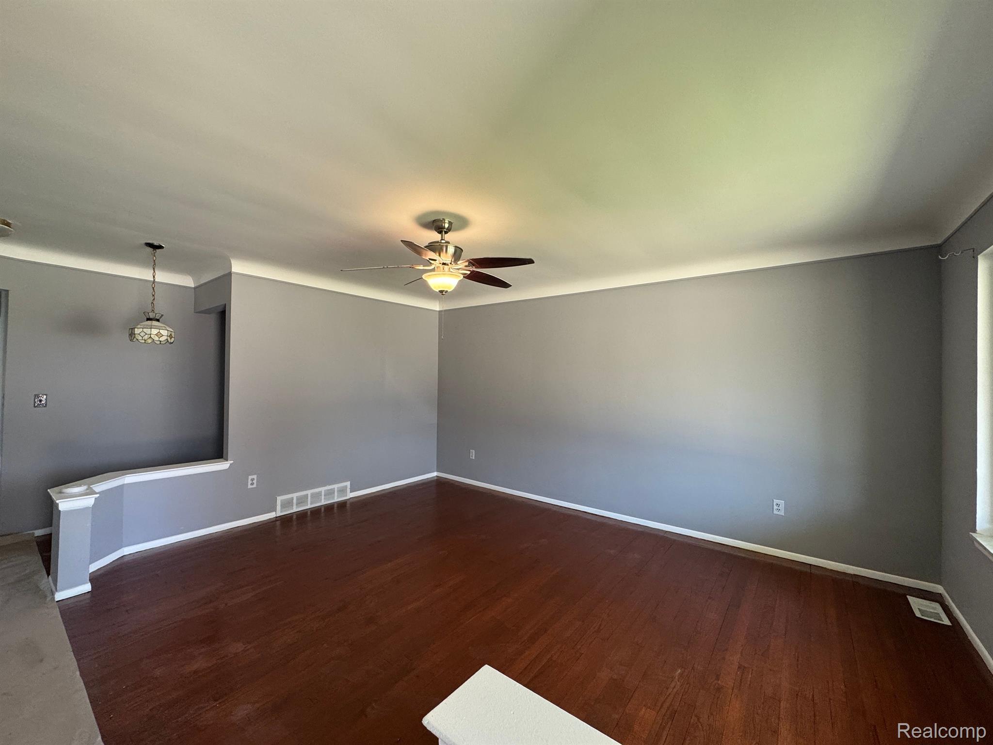 25459 Burg Road Warren, MI 48089 - Photo 10 of 33 Gallery Image 10