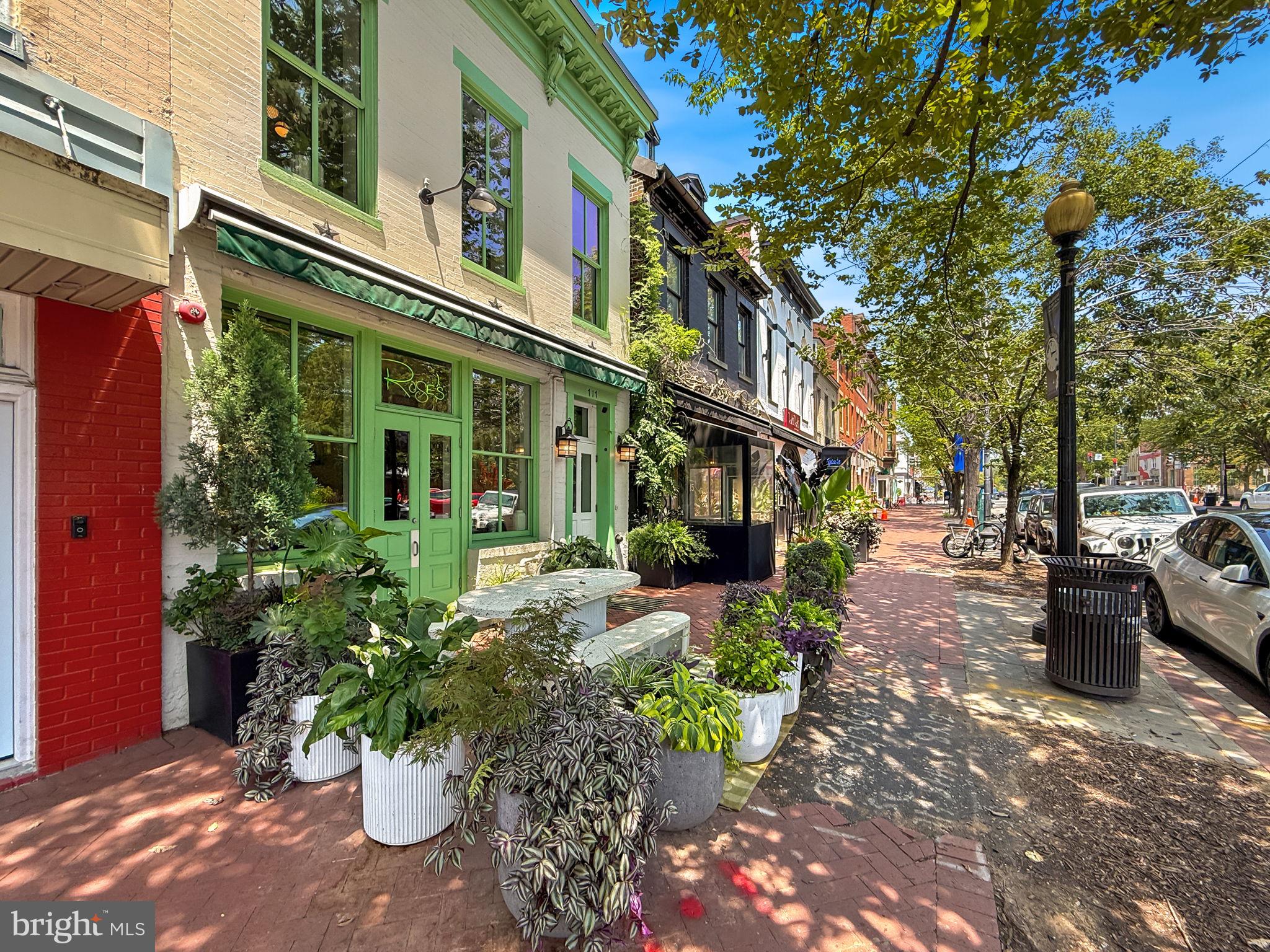 601 E Street Southeast Washington, DC 20003 - Photo 41 of 47 Community