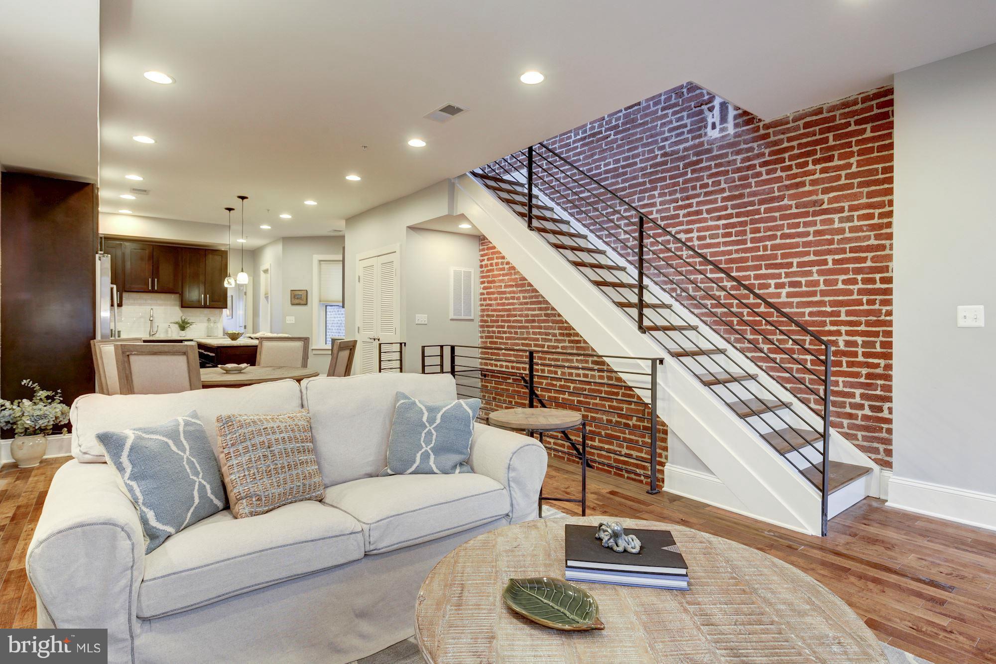 1130 Columbia Road Northwest, Unit 3 Washington, DC 20009 - Photo 2 of 14 Spacious Living Room