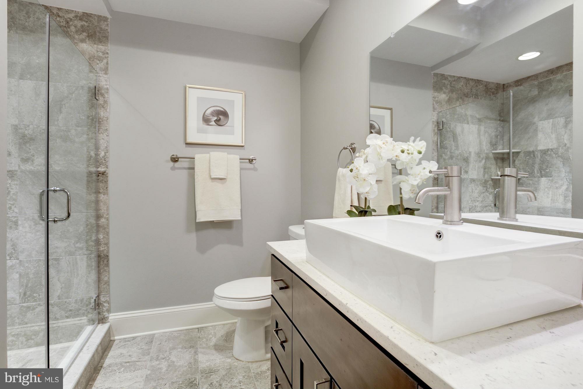 1130 Columbia Road Northwest, Unit 3 Washington, DC 20009 - Photo 11 of 14 Second Bath