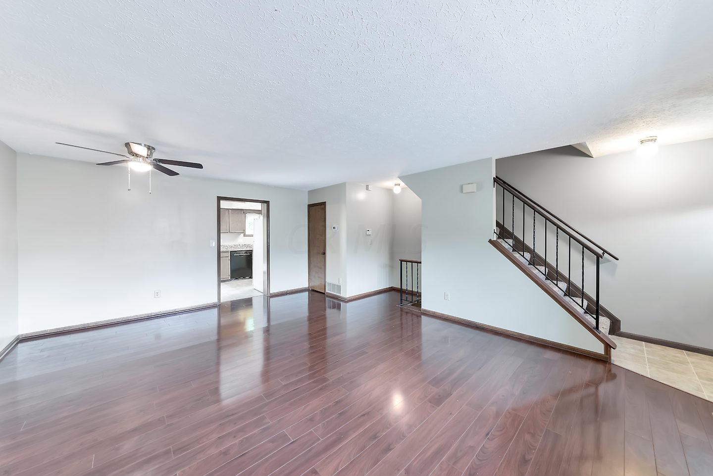 5248 Timberline Road, Unit 137 Columbus, OH 43220 - Photo 3 of 27 Gallery Image 3