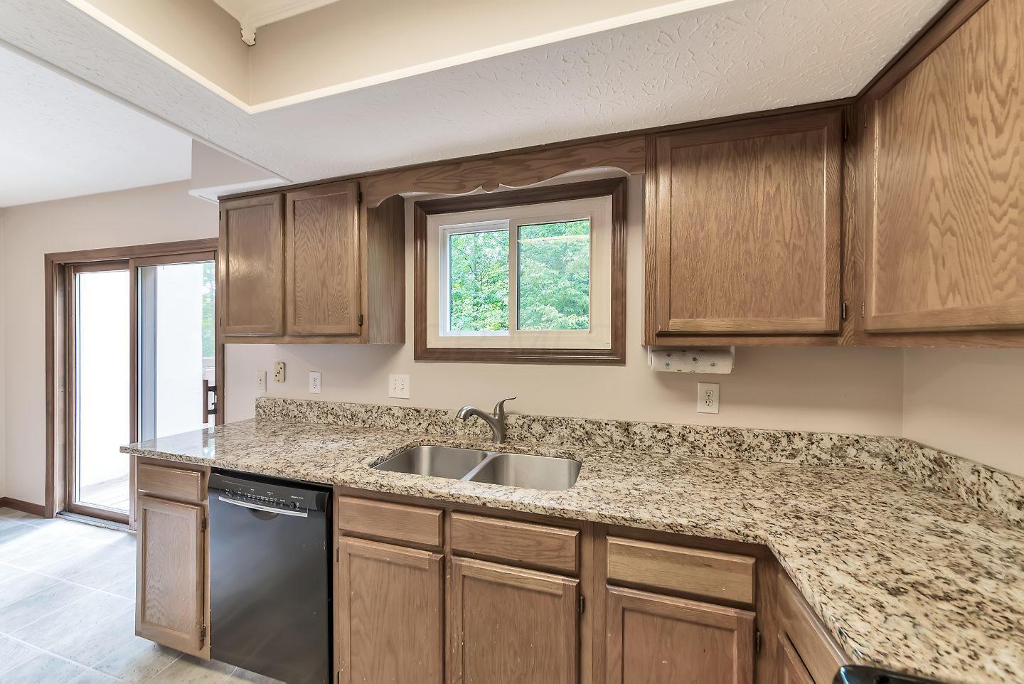 5248 Timberline Road, Unit 137 Columbus, OH 43220 - Photo 5 of 27 Gallery Image 5