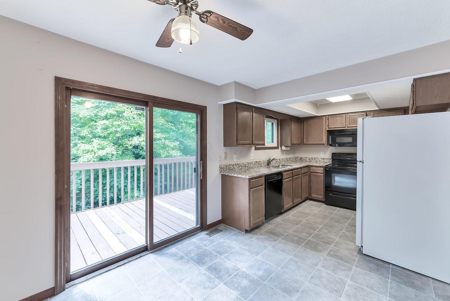 5248 Timberline Road, Unit 137 Columbus, OH 43220 - Photo 8 of 27 Gallery Image 8