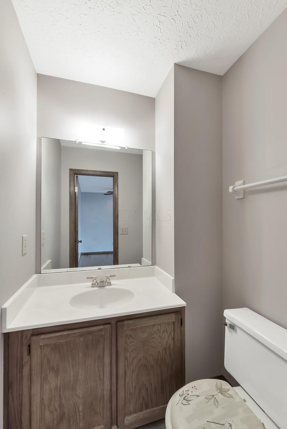 5248 Timberline Road, Unit 137 Columbus, OH 43220 - Photo 9 of 27 Gallery Image 9