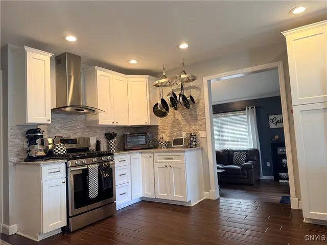 $369,000 | 3728 Hedgemoor Drive, Cortlandville, NY 13045