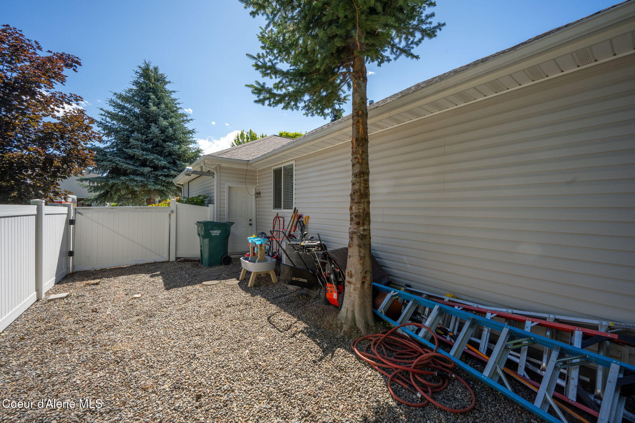 11393 North Rocking R Road Hayden, ID 83835 - Photo 31 of 35 Side gate
