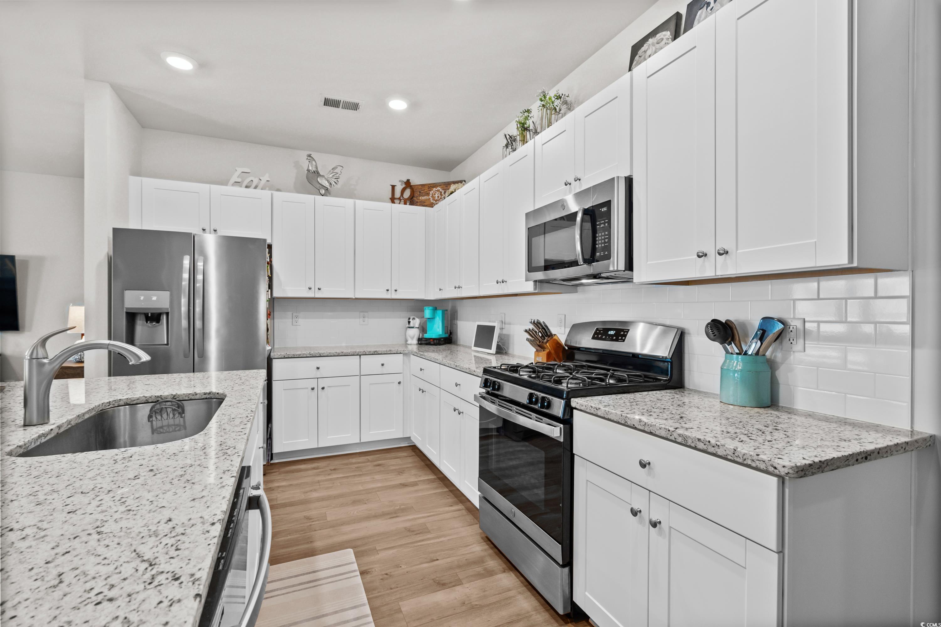 250 Reindeer Road South Surfside Beach, SC 29575 - Photo 16 of 40 Gallery Image 16