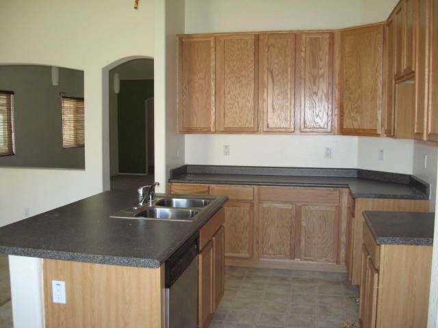 8614 West Riley Road Tolleson, AZ 85353 - Photo 12 of 30 Kitchen view 2