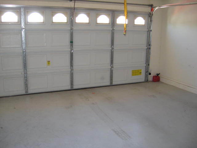 8614 West Riley Road Tolleson, AZ 85353 - Photo 28 of 30 Garage view 1