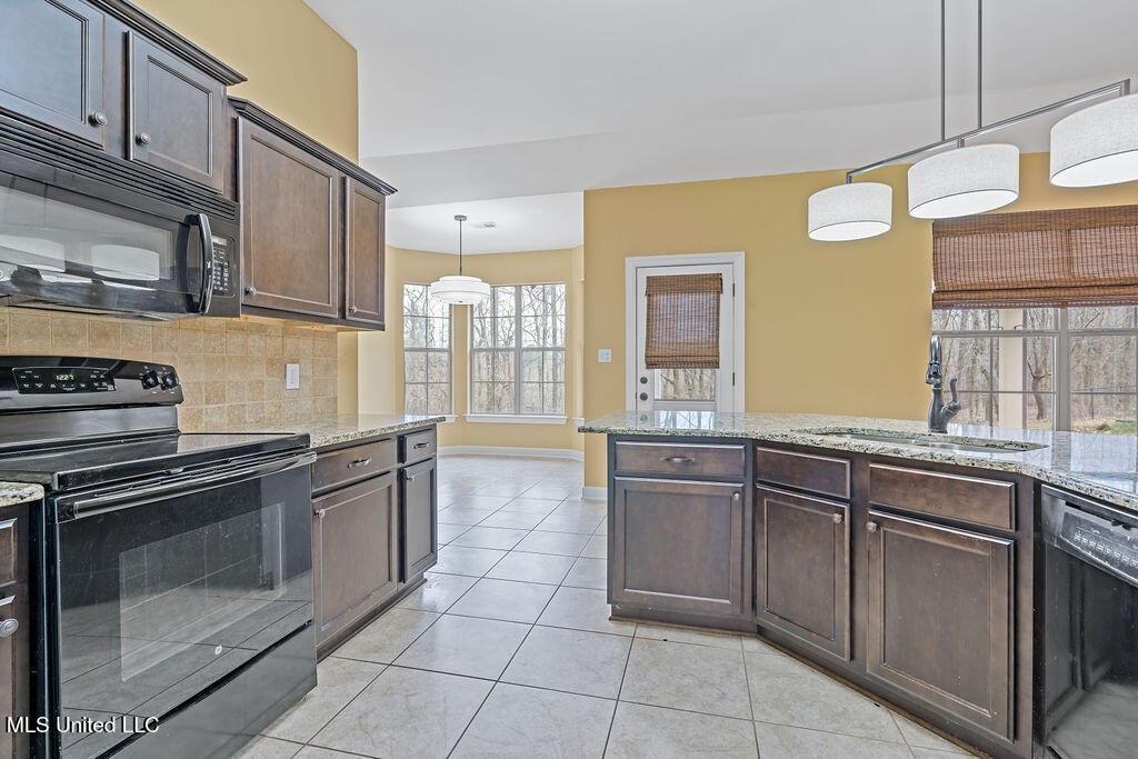 2922 Tulane Road Nesbit, MS 38651 - Photo 10 of 21 DSC02776