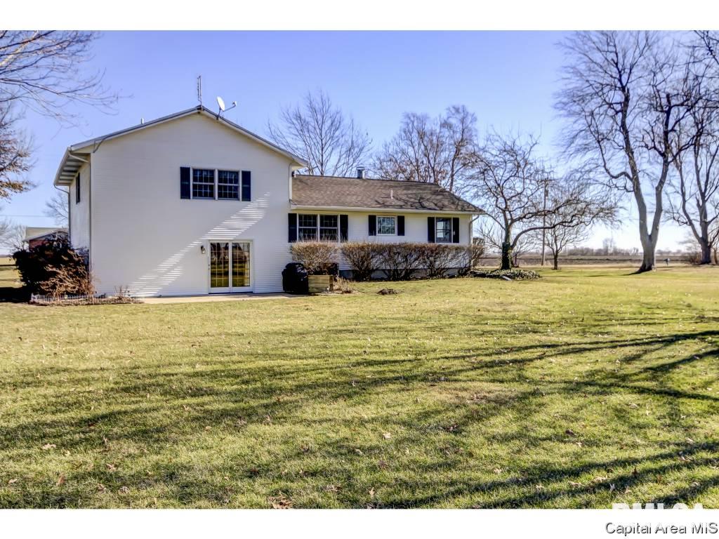4123 Maxheimer Road Rochester, IL 62563 - Photo 27 of 31