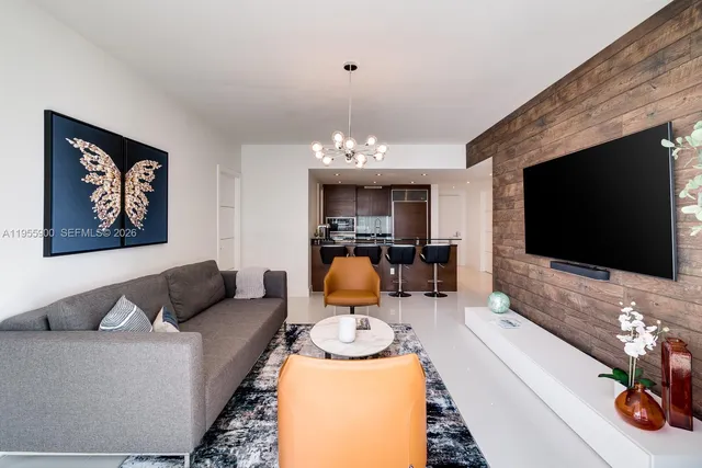 $5,500 | 475 Brickell Avenue, Unit 3013, Miami, FL 33131